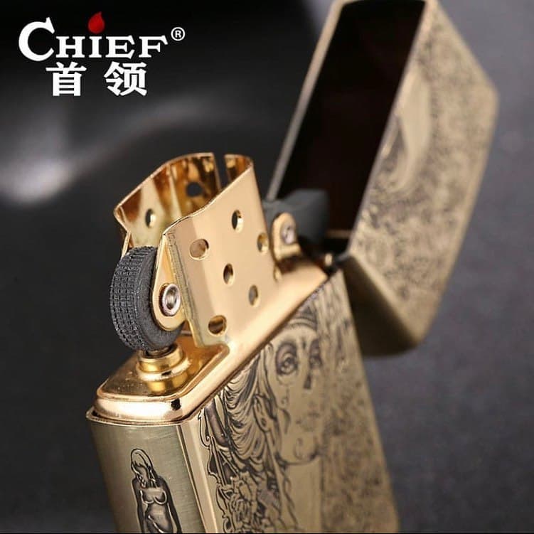 فندک_بنزینی_برند_Chief_طرح_الهه_یونان_print42o.ir_05