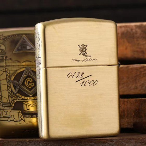 فندک بنزینی Custom Zippo (طرح هرم تک چشم) - Image 3