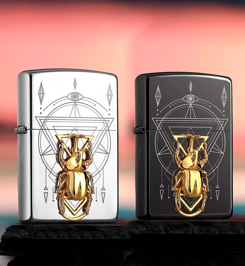فندک_بنزینی_Custom_Zippo_طرح_برجسته_به_همراه_دستبند_print42o.ir_04