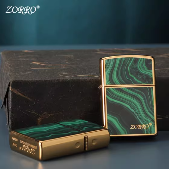 فندک_بنزینی_Zorro_رنگ_سبز_بدنه_لاکی_print42o.ir_