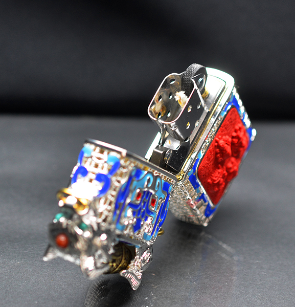 فندک_بنزینی_Custo_ Zippo_نماد_چهار_موجود_باستانی_540_درجه_print42o.ir_